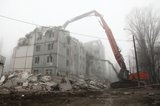 Демонтаж панельного дома компанией «ЭКОСНОС»