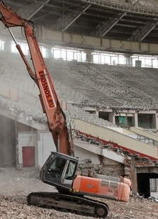 Демонтаж трибун стадиона «Лужники»